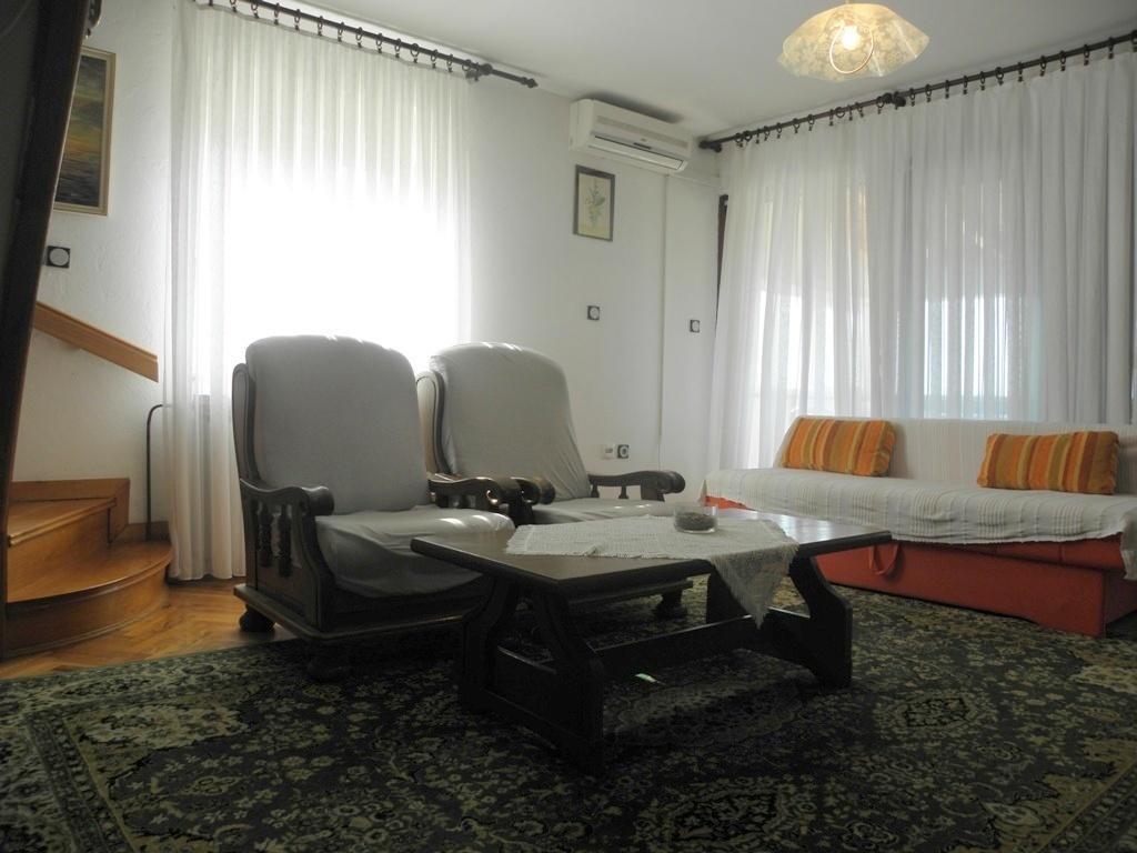 Holiday Home Vjeka Rab Town Quarto foto